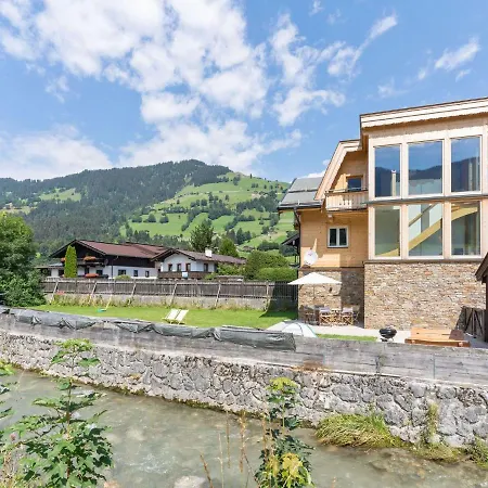 In Brixen Near Kitzb Hel 布利克森塔勒